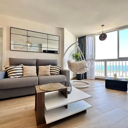 Torres De Yomely - Y4b 美洲海滩