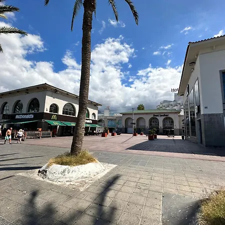 Torres De Yomely - Y4b Плая-де-лас-Америкас