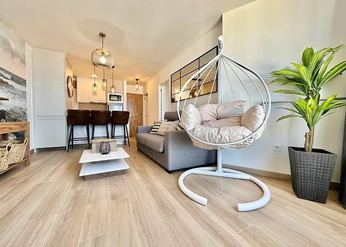 Torres De Yomely - Y4b Playa de las Américas